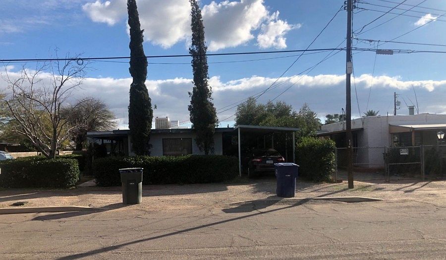 1st image of 420 E Blacklidge Dr