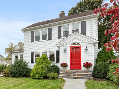 15 Renshaw Road, Darien, CT, 06820