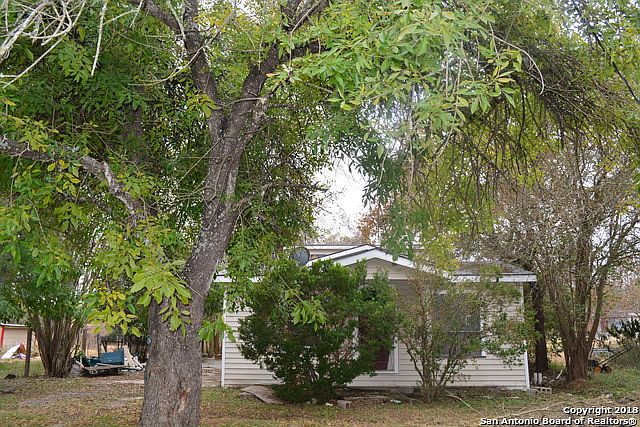 1st image of 1223 Plum St