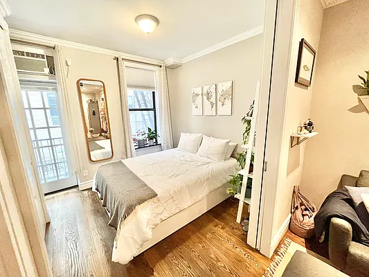 Rented by Century 21 Premier  | media 4