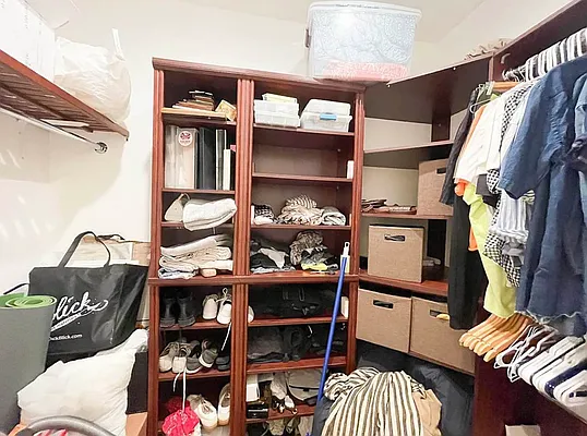 Rented by Ulas Real Estates Inc | media 8