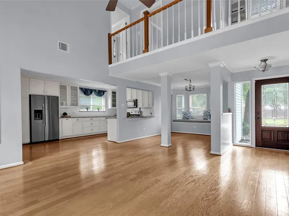 5006 Shady Gardens Drive, Houston, TX 77339