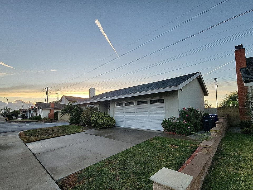 2nd image of 4782 El Rancho Verde Dr