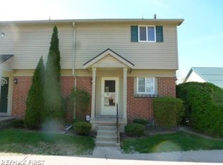 2188 Orchard Crst, Utica, MI 48317