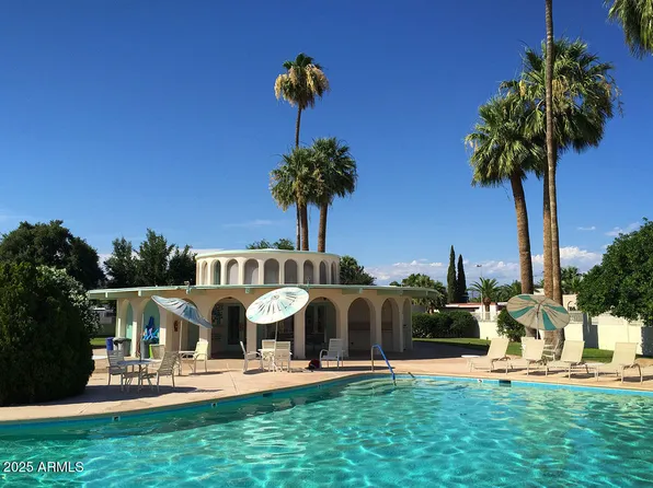6250 E PINCHOT Avenue, Scottsdale, AZ 85251