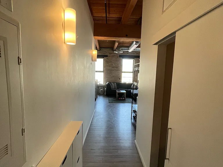 110 James Ave #303 — Photo 3