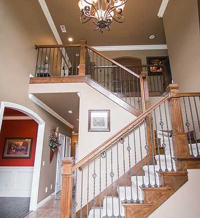 5th image of 1572 Madison St #8520
