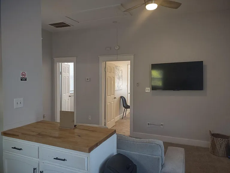 1113 Olympia Ave #A & B — Photo 22