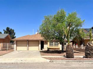 11651 Space Shuttle Ln, El Paso, TX 79936