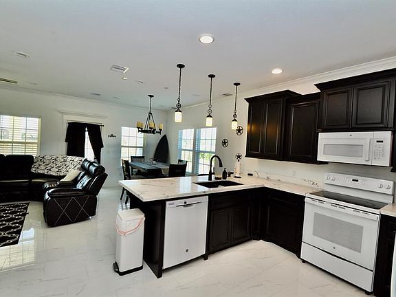 5th image of 21610 Sara Nicole Ct