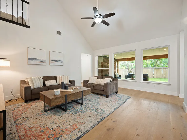 10912 Grassmere Ct — Photo 5