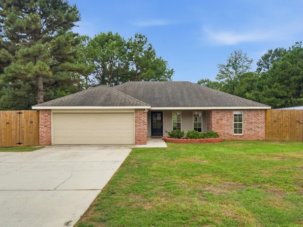 307 Tucker Rd, Hattiesburg, MS 39401