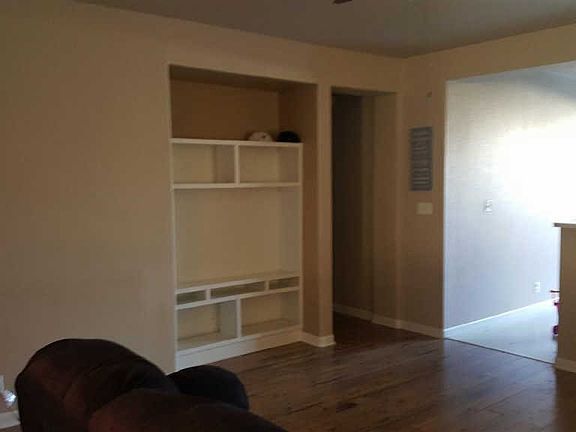 3rd image of 1334 Mountain Rose Dr
