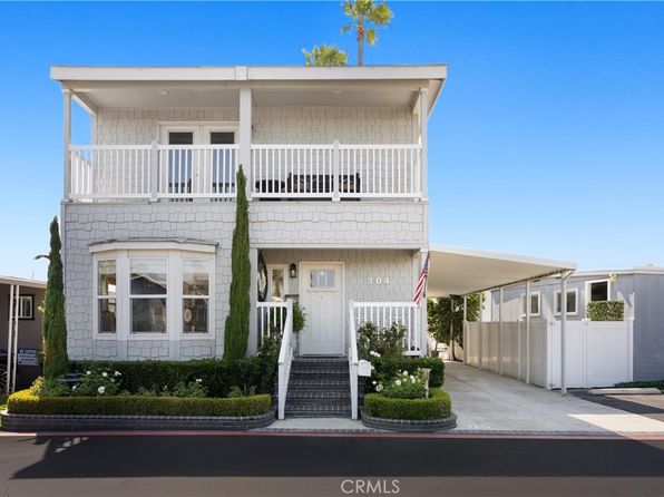 In Bayside Village - Newport Beach CA Real Estate - 92 Homes