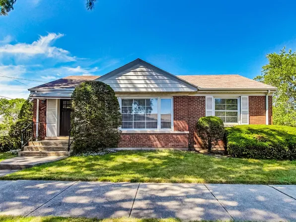 4040 W Rosemont Ave, Chicago, IL 60646