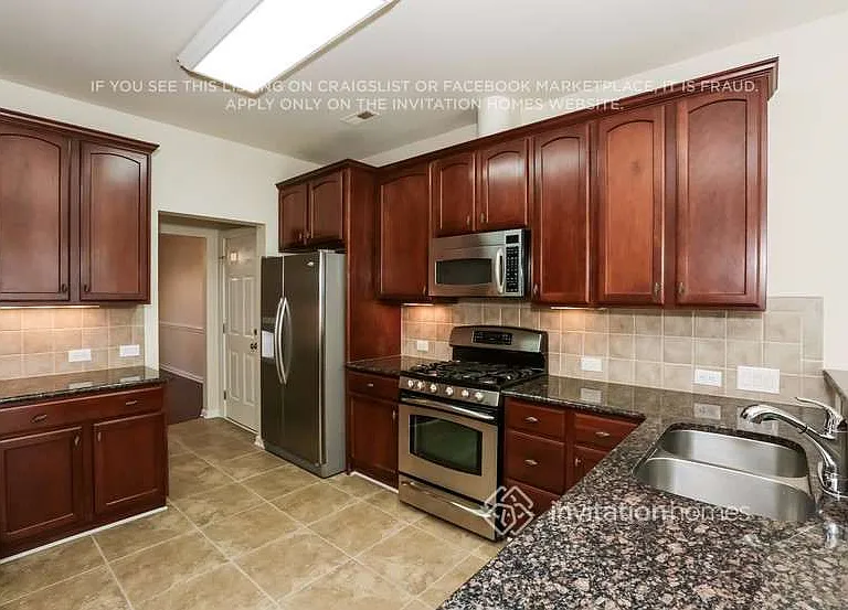 16013 Caranna Ct — Photo 4