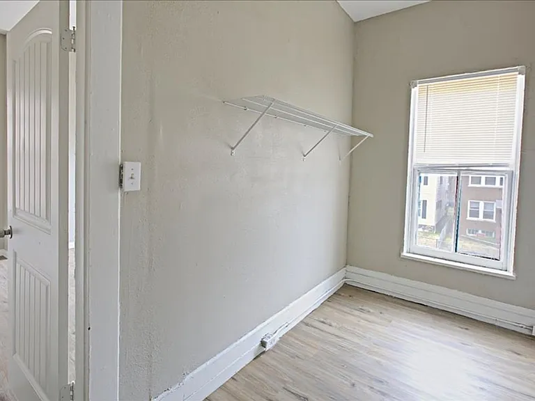 6730 Vermont Ave — Photo 18