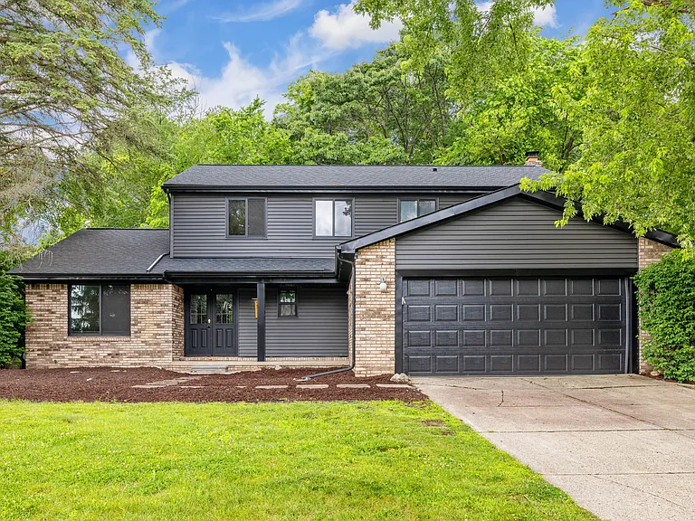 711 Medinah Dr — Photo 69
