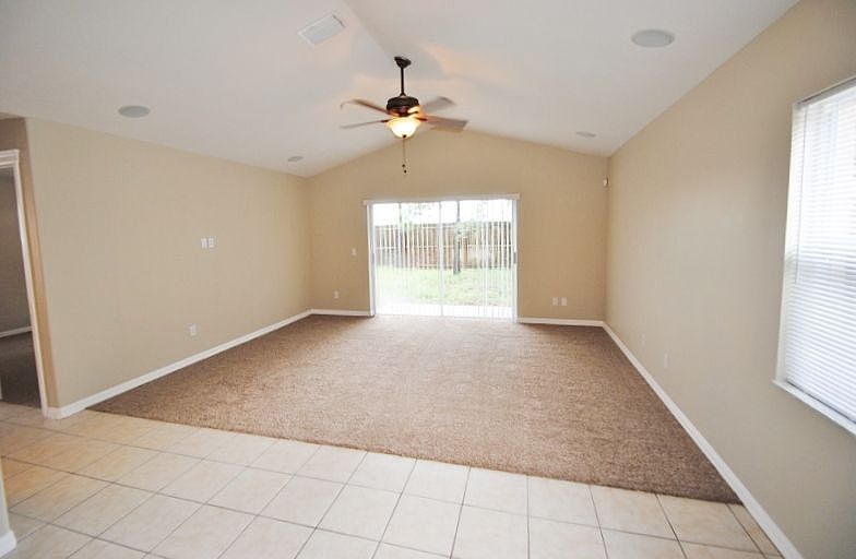 2nd image of 6927 Exeter Park Pl