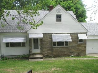 715 Eastview Dr, Akron, OH 44312