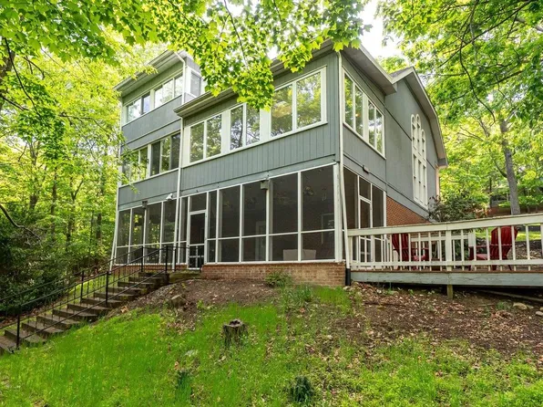 110 Quail Ct, McGaheysville, VA 22840