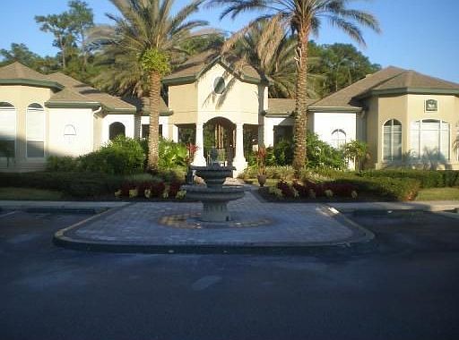 4th image of 713 Crest Pines Dr APT 235