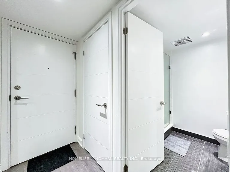 525 Adelaide St W #1620 — Photo 6