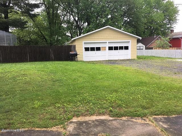 1st image of 26 Otis Ave