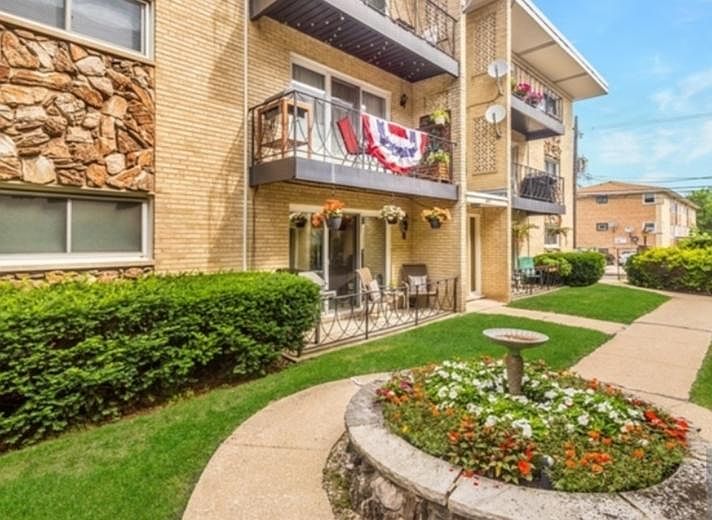 1st image of 6815 N Olmsted Ave APT 102