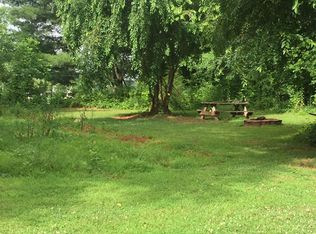 119 Fireside Ln, Mount Airy, NC 27030