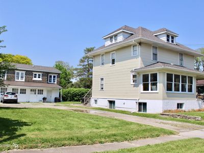 2077 E Boatfield Ave, Burton, MI, 48529