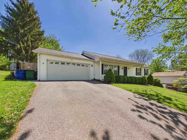 1120 George Edward Via, Christiansburg, VA 24073