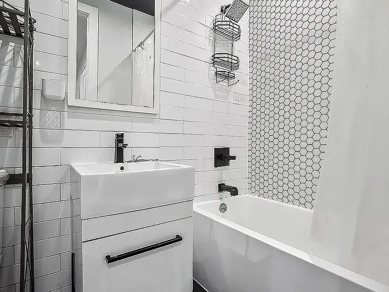 99 Clinton Ave #4 — Photo 13