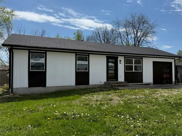 105 W Baltic St, Kingsville, MO 64061