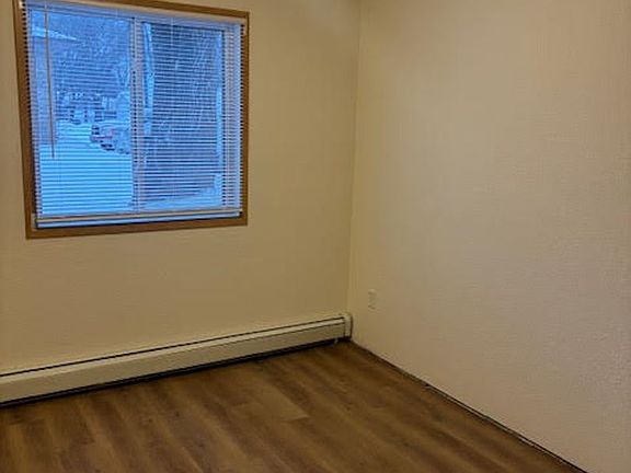 4th image of 110 Columbia Ave SE APT 4