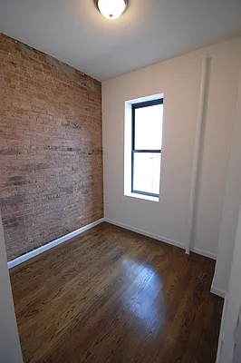 Rented by REAL New York | media 38