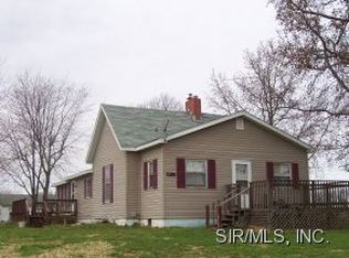 961 Bonanza Rd, Smithboro, IL 62284