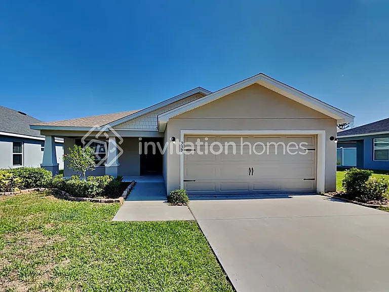939 Blue Tide Ln — Photo 1