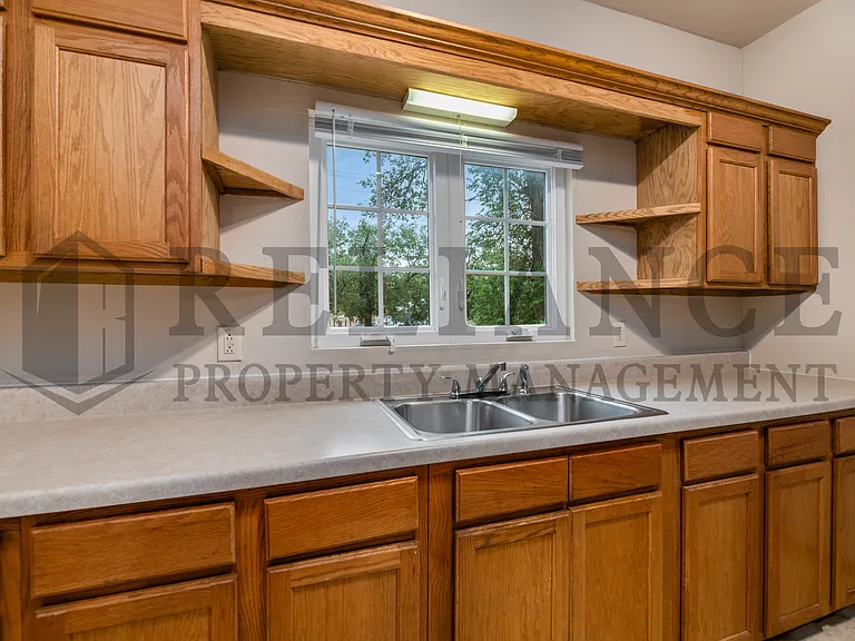 1405 S Ida St — Photo 19