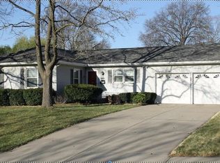 10236 Reeds Dr, Overland Park, KS 66207