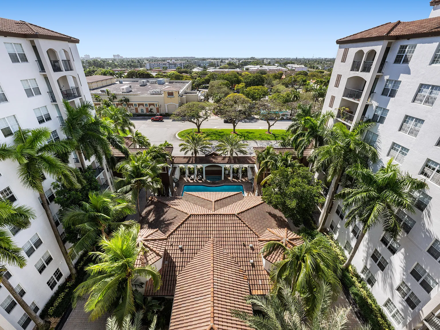 10X Mizner Park — Photo 3