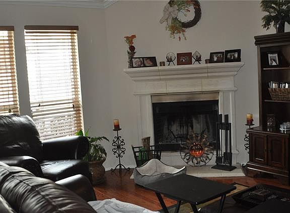 5th image of 112 Singletree Ln