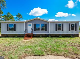 54 Forest Lake Ct, Folkston, GA 31537