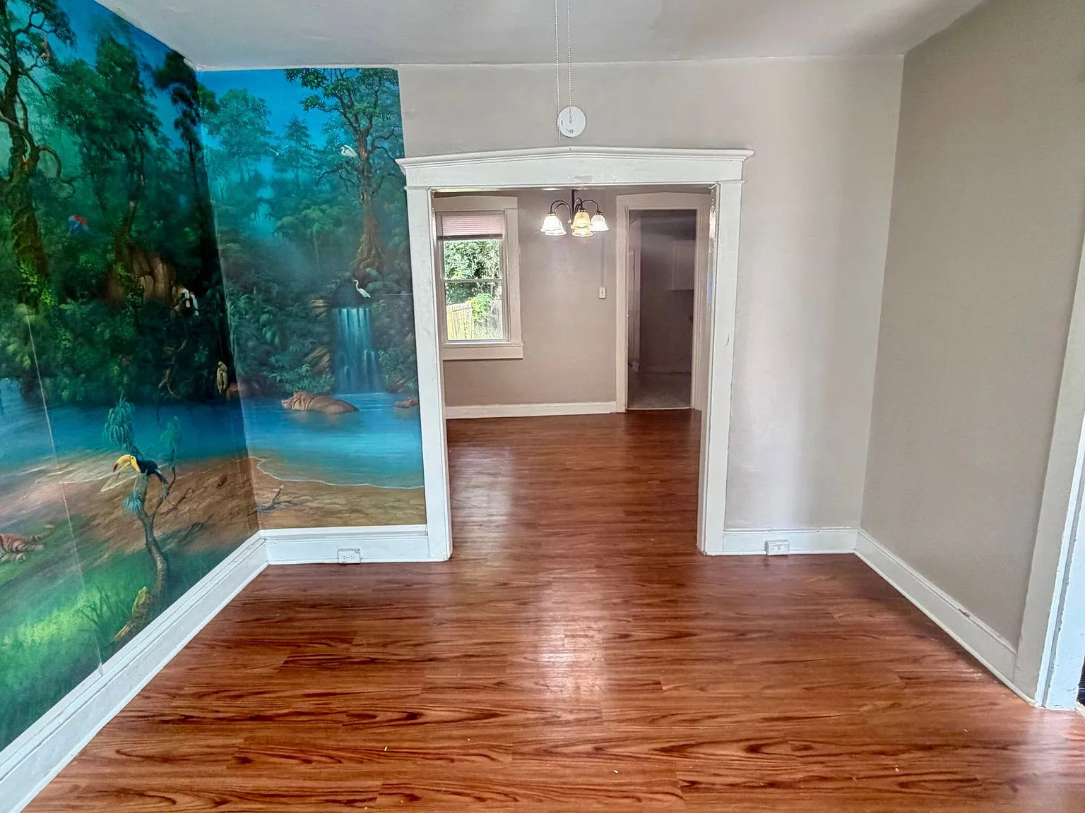 2 bed, 1.0 bath, 1168 sqft, $1,255 — Photo 3