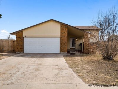 1520 Ahrens Ave, Cheyenne, WY, 82007