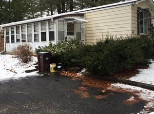 24 1st Ave, Westfield, MA 01085