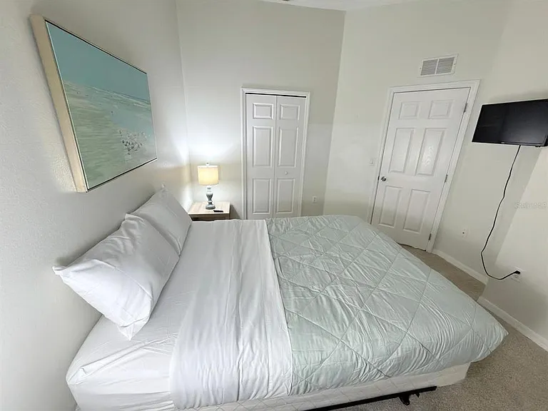730 Garberia Dr — Photo 32