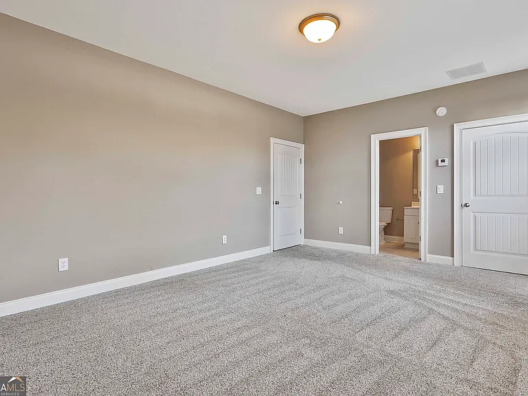 803 Lexington Vlg — Photo 20
