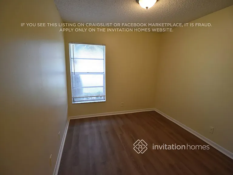 1185 NW 90th Ln — Photo 5