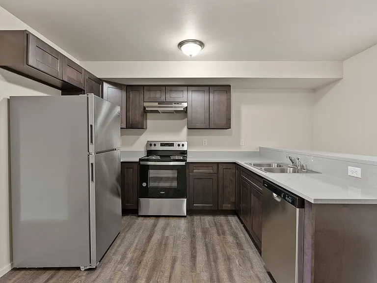 Pence Properties Alki — Photo 5